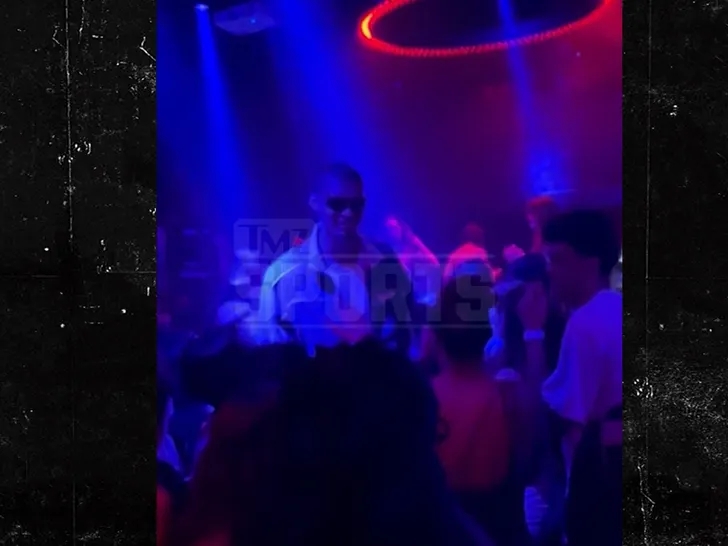 星空体育登录入口-😉色即是空？文班深夜现身东京夜店🌈玩耍了一个半小时