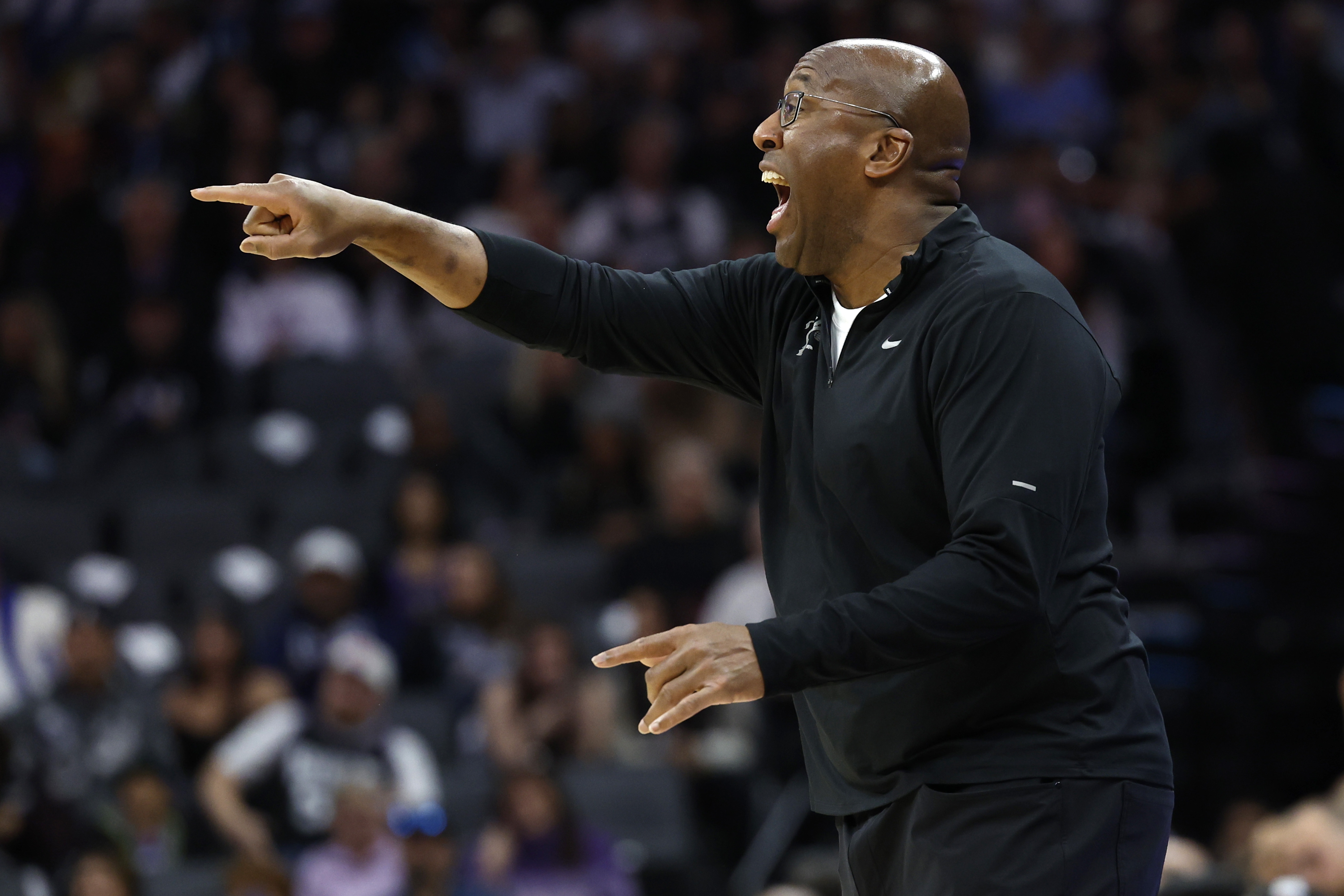 两届年度主教练！迈克-布朗执教战绩454胜305负 胜率接近六成