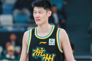 星空体育登录入口-朱彦硕:胡金秋没什么特别的招式 但他的完成度都很高 练得很纯熟